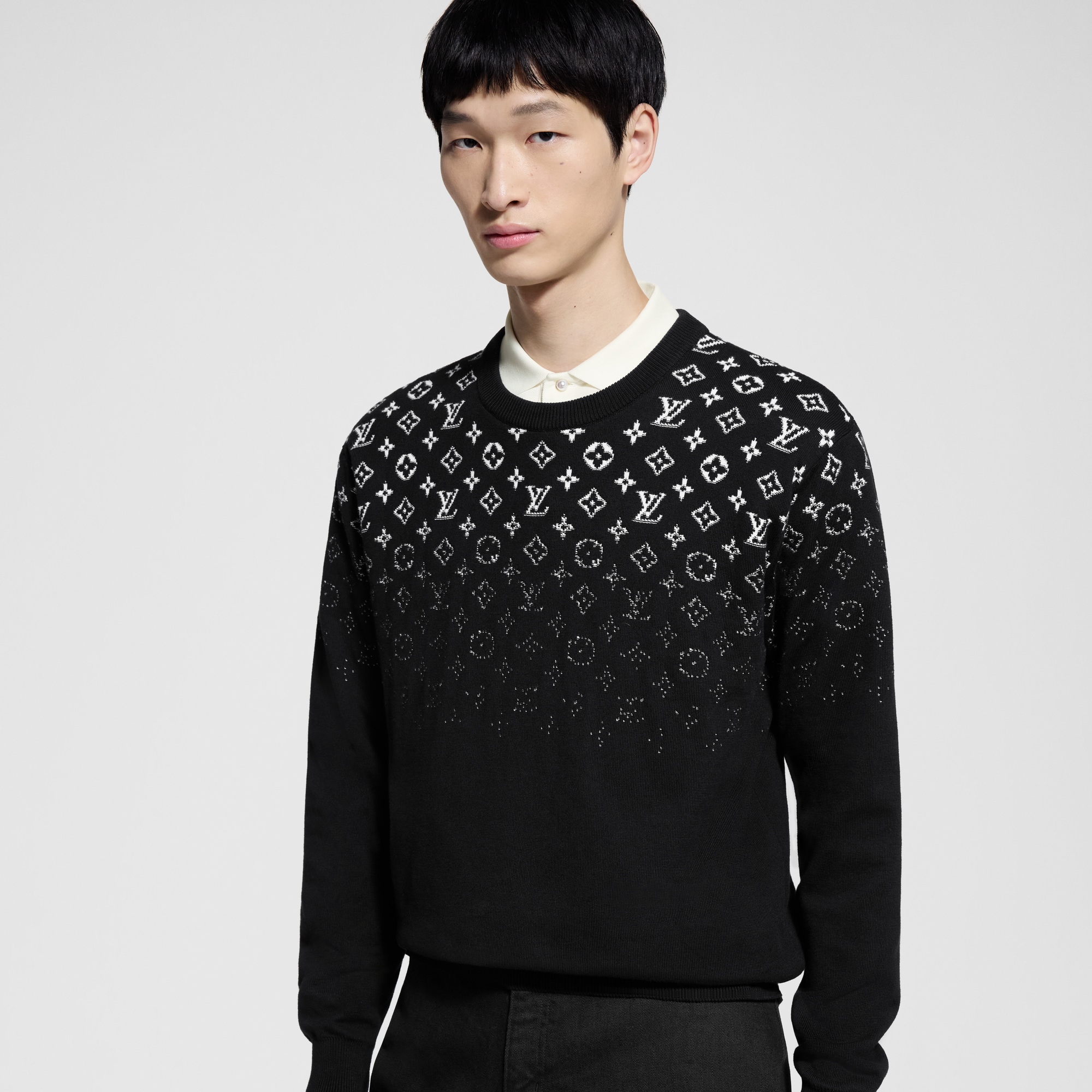 LOUIS VUITTON グラデーション トレーナー L Gradient Cotton Crewneck - Ramadan Gifts for Him | LOUIS VUITTON